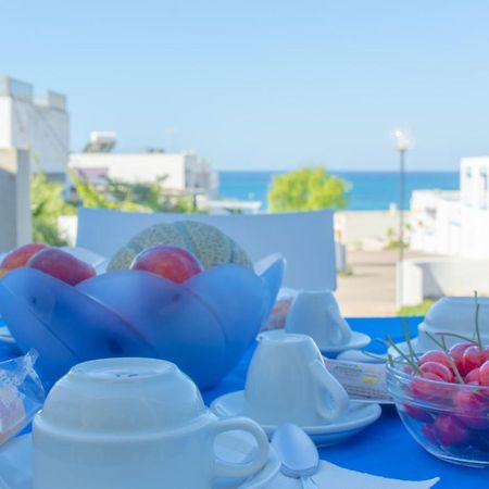 Spiaggia Bianca Apartments Torre Vado Kültér fotó