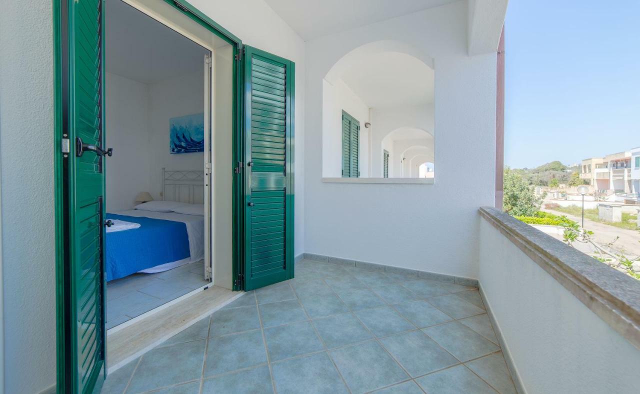 Spiaggia Bianca Apartments Torre Vado Kültér fotó